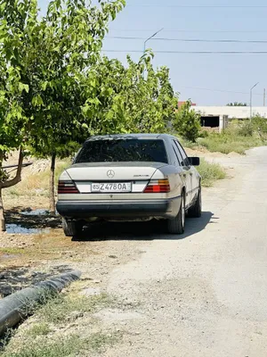 Mercedes-Benz E290D 1