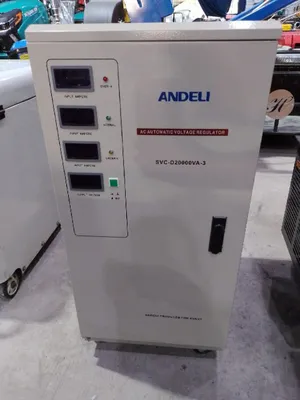 Andeli kuchlanish stabilizatori 20 kVt 3 faza