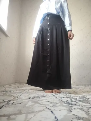 Qora yubka 1