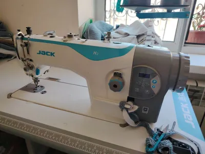 Швейная машина Jack H2, шагающая, в хорошем состоянии, шьёт, без недостатков 1