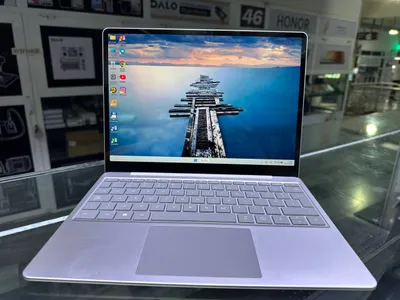 Подержанный Surface Laptop Go 2 1