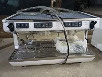 Кофемашины и кофемолки для кофейни — продажа / аренда 1