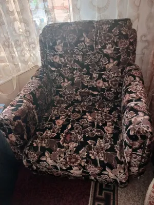 Продаётся кресло, состояние хорошее 1