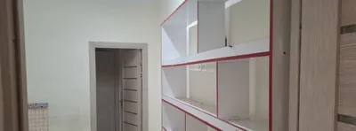 Холодильник-морозильник, витрина и полка для магазина 1
