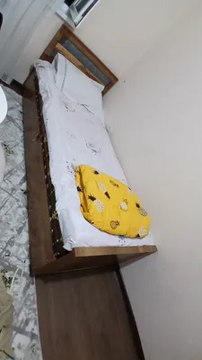 Диван и шкаф