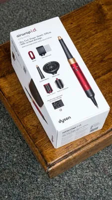 Dyson Airwrap i.d. HS08 Red Velvet 1