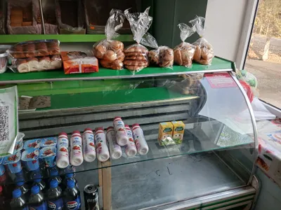 Срочно продаётся холодильник-витрина