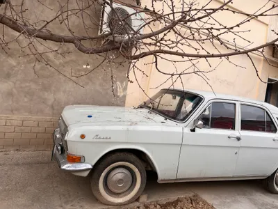 Volga avtomobil 1