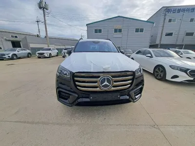 Mercedes-Benz GLS 450 4MATIC 2026 1