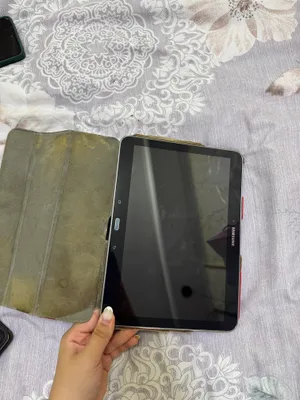 Планшет Samsung продаю срочно 1