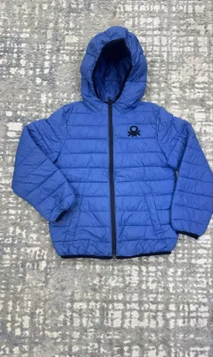 Benetton firmasining o‘g‘il bolalar kurtkasi