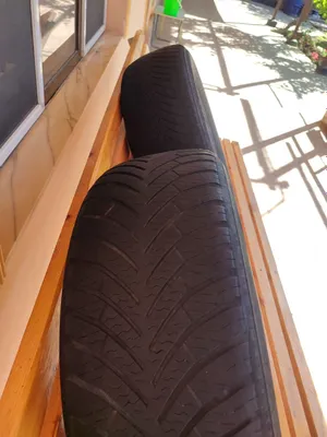 205/60 R16 зимние шины 1