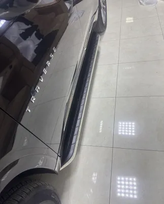 Накладки на пороги Traverse