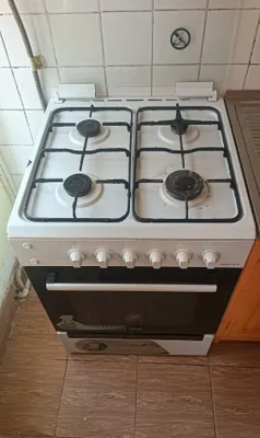 Газовая плита Artel Apetito 02-G в хорошем состоянии 1