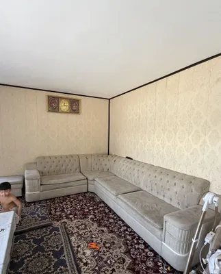 Ugolok divan sotiladi 1