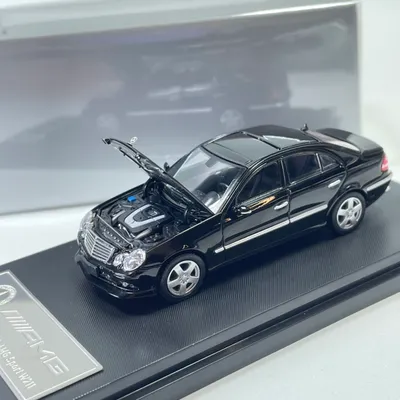 Mercedes Benz AMG E280 W211 Машинка 1:64 / Авто 1