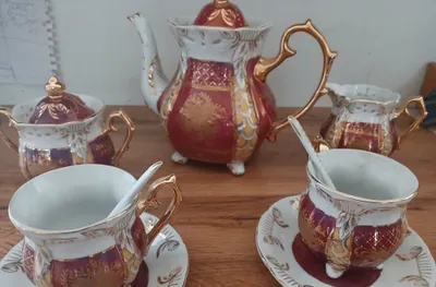 Сервиз, красный комплект