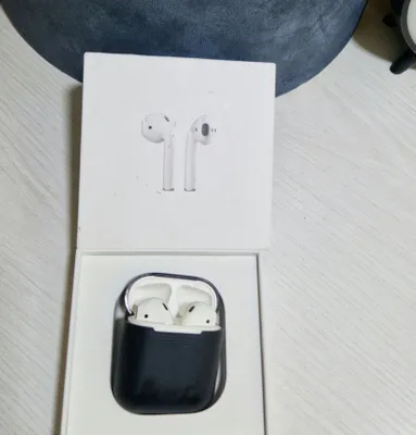Apple AirPods наушники 1