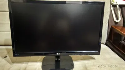 Монитор LG23ips в хорошем состоянии 1