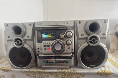 Samsung 3000w muzikalniy sentr sotiladi blutusi bo 1