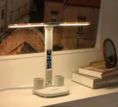 Ko‘p funksiyali LED stol chirog‘i