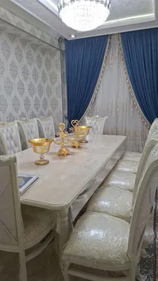 Продаются стол и стулья на 12 персон для столовой