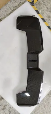 Zeekr 001 uchun carbon fiber tom spoyleri 1
