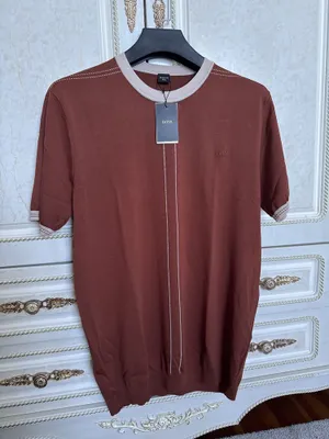 Футболка Boss, размер 4 XL 1