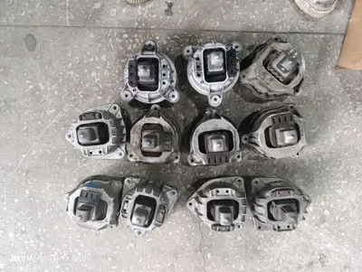 Подушка двигателя BMW