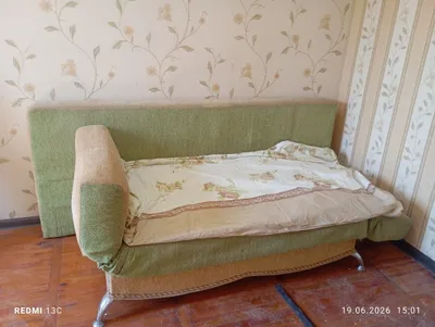 Диван двухместный продается не дорога