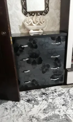 Yaxshi holatdagi komod sotiladi