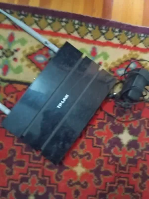 Продаю роутер adsl 1