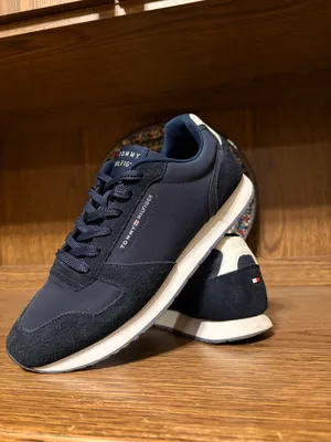 Tommy Hilfiger krossovkalari 1