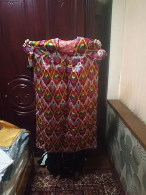 Продаётся атласное платье, не ношеное 1