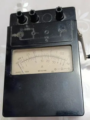 M4100/3 megommetri 1