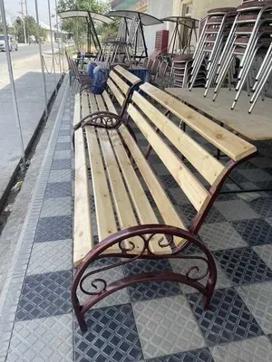 Продаётся скамейка длиной 2 метра
