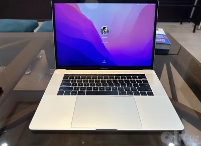 MacBook Pro 1