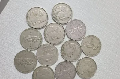 Продаются монеты 1