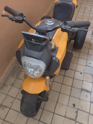 3 oyoqli motor sariq 1