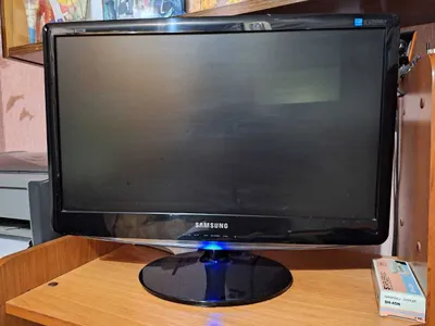 Samsung V2230 monitori 1