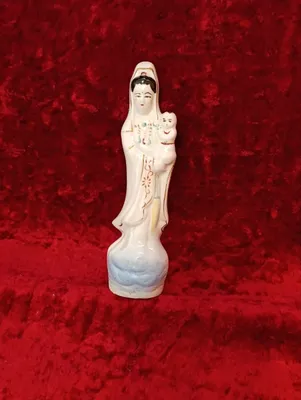 “Onalik” va Guanyin haykalchalari 1