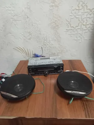 Продаётся магнитофон с колонкой, состояние хорошее, почти не использовался. 1