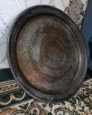 Mis dan boʻlgan qadimiy patnis
