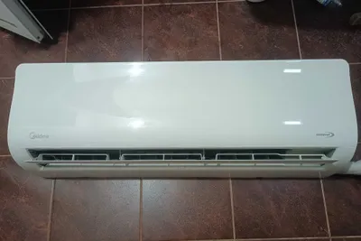 Midea 18 Inverter Kondisioner