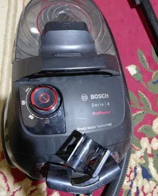 Пылесос Bosch Serie 4 1