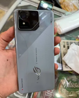 Asus ROG Phone 8 1