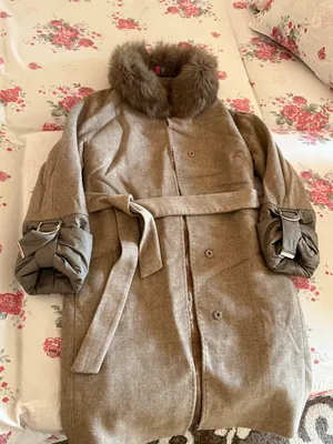 Продаются женские пальто