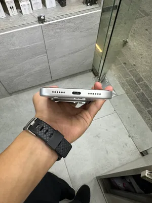 Iphone 17 pro man lux 4
