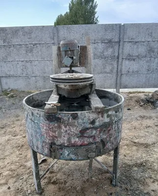 Продаётся бетономешалка 1