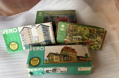 Продаю макеты сборных домтков Vero «ГДР» 1